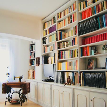 Famiglia Poggi, The Flying Hippo Apartment Roma Ngoại thất bức ảnh