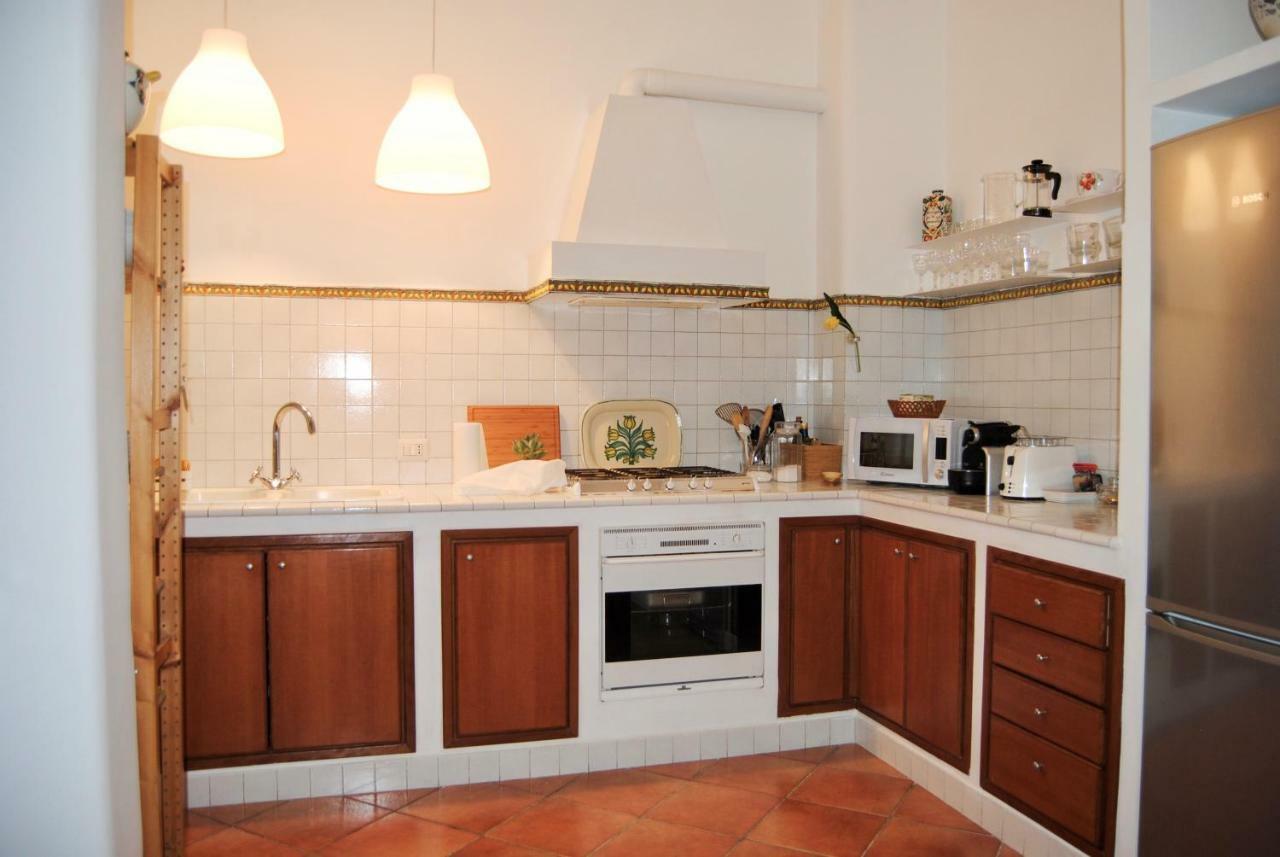 Famiglia Poggi, The Flying Hippo Apartment Roma Ngoại thất bức ảnh