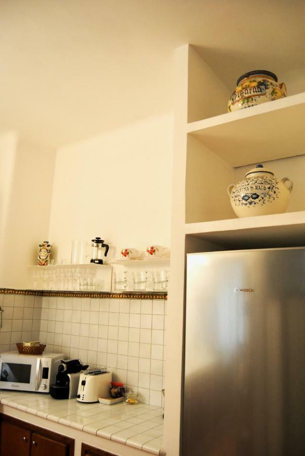 Famiglia Poggi, The Flying Hippo Apartment Roma Ngoại thất bức ảnh