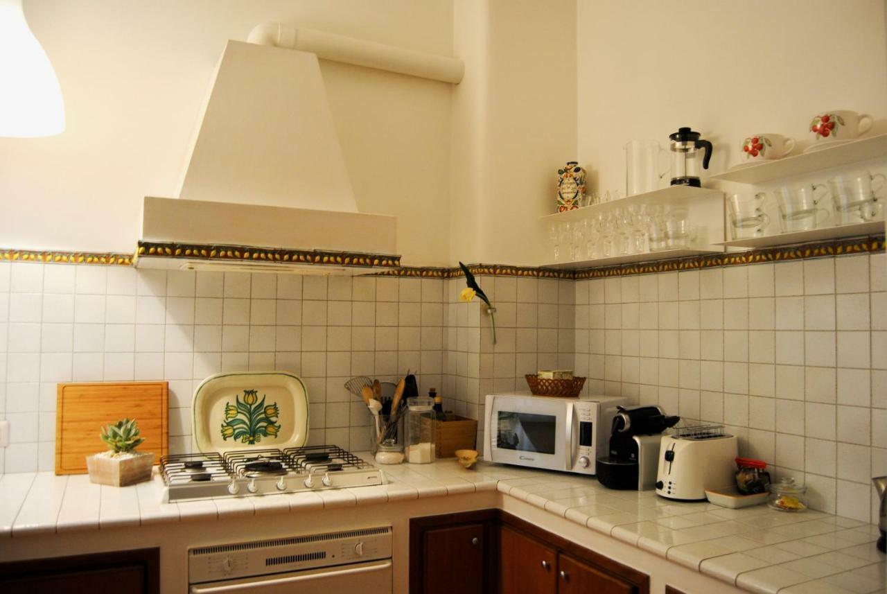 Famiglia Poggi, The Flying Hippo Apartment Roma Ngoại thất bức ảnh