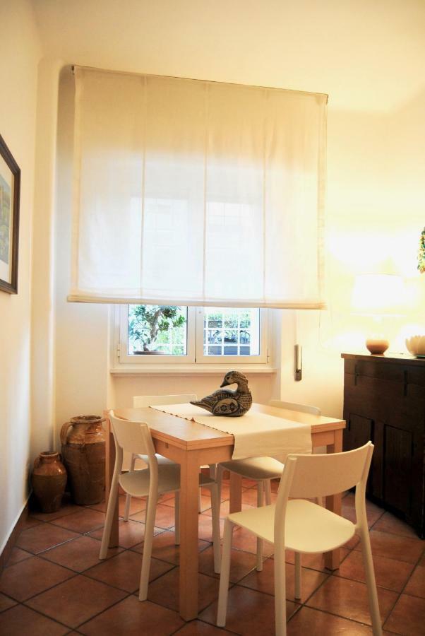 Famiglia Poggi, The Flying Hippo Apartment Roma Ngoại thất bức ảnh
